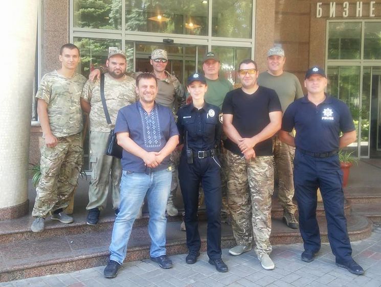 Одесский Автомайдан заблокировал в отеле польских политиков
