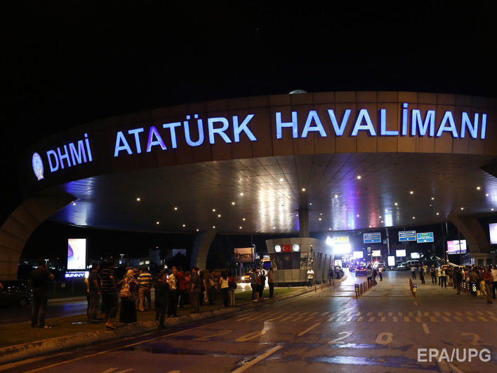 Аэропорт Стамбула закрыт &ndash; СМИ