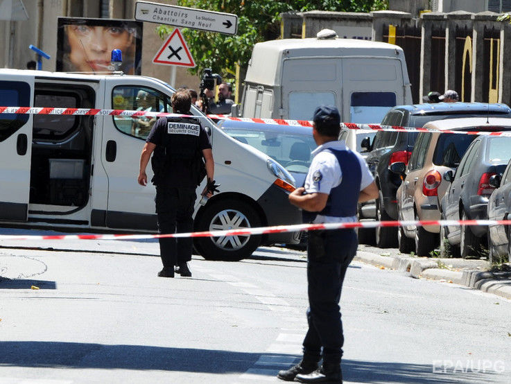Reuters: В Ницце полиция арестовала трех вероятных сообщников Бухлеля