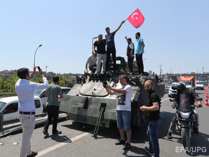 Журналист Бочкала о перевороте в Турции: Сейчас всех пересажают, гайки закрутят. В остальном все останется точно так же