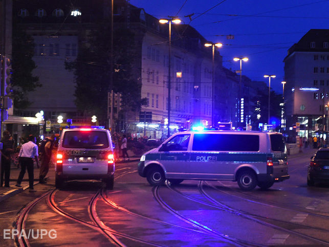 Полиция: Число погибших в результате нападения в Мюнхене составило девять человек