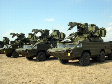 На территорию Крыма завезли 11 российских зенитно-ракетных комплексов "Оса"