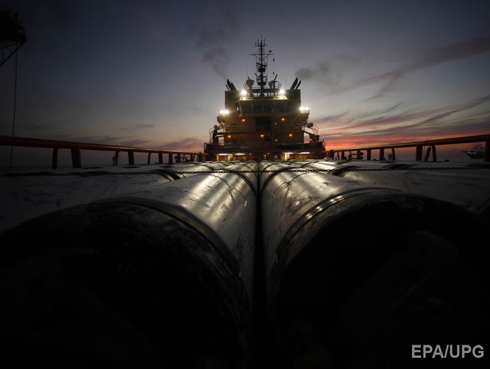 Нефть торгуется ниже $42 за баррель