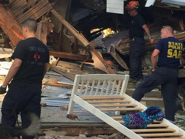 В США после взрыва обвалился дом, пострадали семь человек