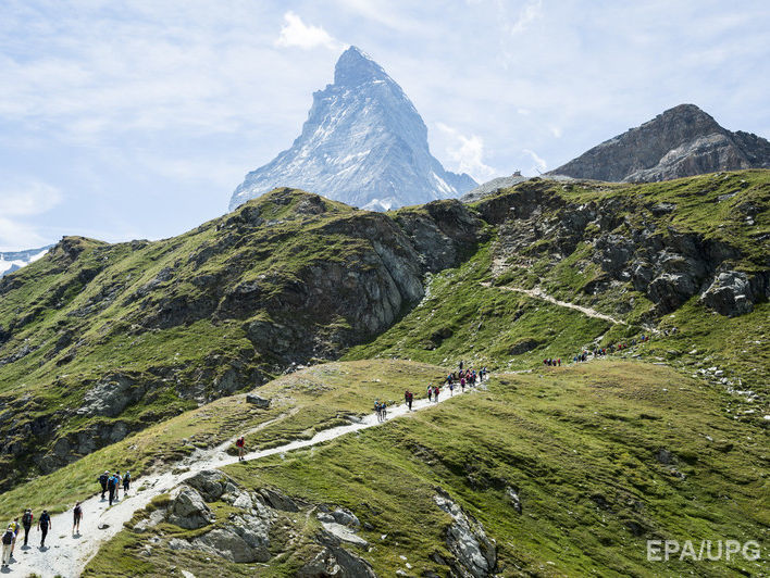 Тела двух британских альпинистов нашли на вершине Маттерхорн в Альпах