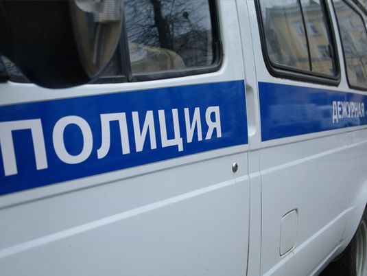 В оккупированном Крыму вооруженный ОМОН проверяет автобусы