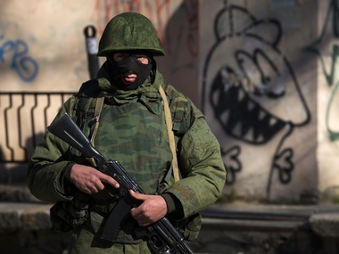 Российские военные на тракторе прорвались в украинскую часть в Новоозерном