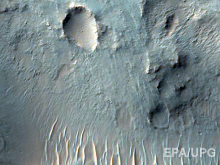 NASA опубликовало тысячу новых снимков поверхности Марса