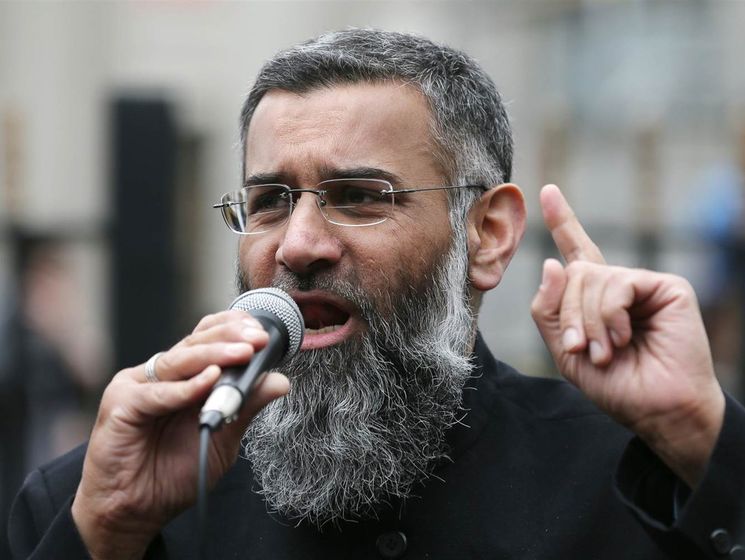 В Британии исламский проповедник признан виновным в поддержке ИГИЛ