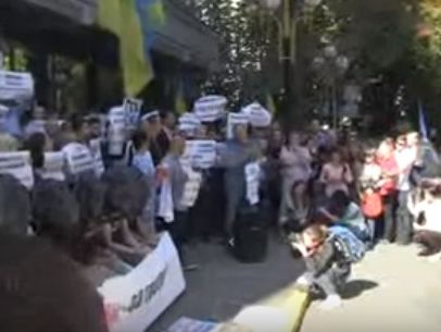 В Киеве под Генпрокуратурой проходит митинг в поддержку НАБУ. Онлайн-трансляция