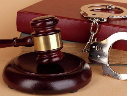 Суд арестовал подозреваемого во взяточничестве чиновника службы АТО
