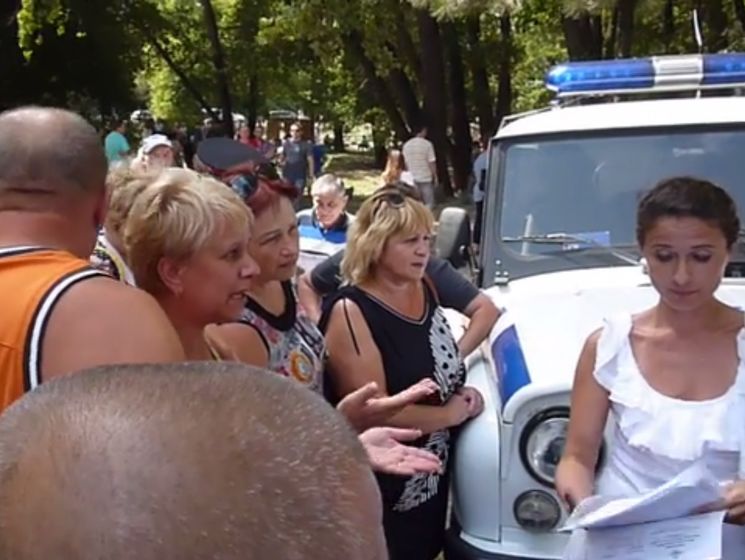 В Симферополе оккупационные власти разогнали митинг "Обманутый Крым" и задержали активистов
