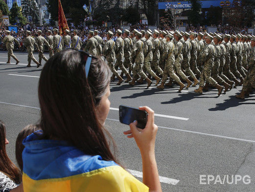 В День Независимости Украины в Киеве проходит военный парад. Онлайн-трансляция