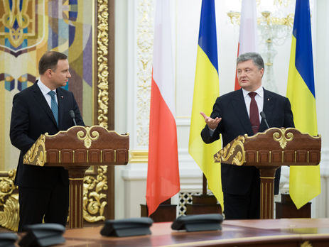 Дуда и Порошенко договорились продолжить исторический диалог