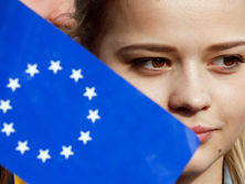 Саммит Украина – ЕС перенесли из-за отсутствия договоренности по безвизовому режиму – СМИ