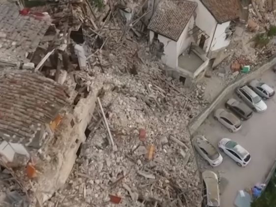 Италия после землетрясения. Видео
