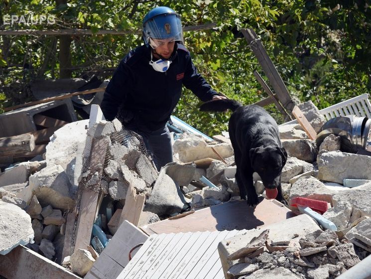 Порошенко хочет предложить Италии помощь в ликвидации последствий землетрясения