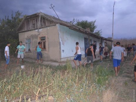 Омбудсмен Украины: Решение о выселении ромов из села Лощиновка незаконно