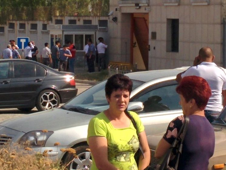 Смертник на машине протаранил ворота посольства Китая в Кыргызстане &ndash; СМИ