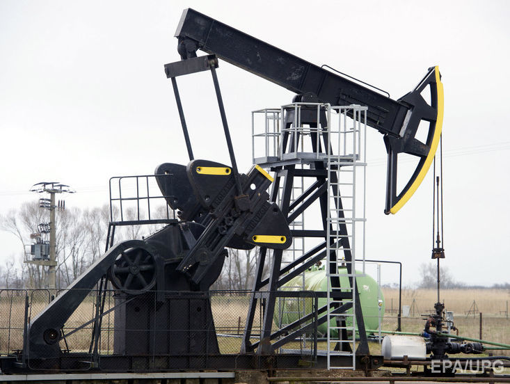 Нефть обвалилась ниже $46 за баррель