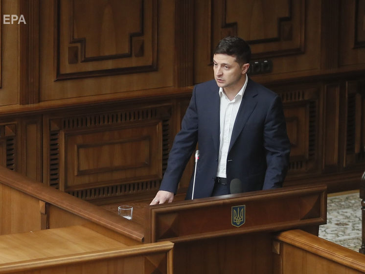 Большинство украинцев считают движителями реформ Зеленского и правительство – опрос