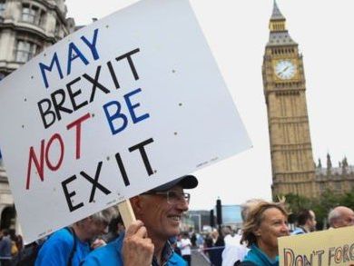 В Великобритании снова прошел Марш за Европу