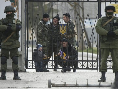 Российское командование предлагает украинским военным покинуть Крым