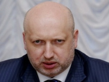 Турчинов отправил в отставку глав всех киевских районов