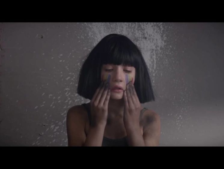 Sia выпустила клип The Greatest. Видео