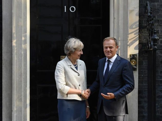 Премьер Британии Мэй встретилась с главой Евросовета Туском для обсуждения Brexit