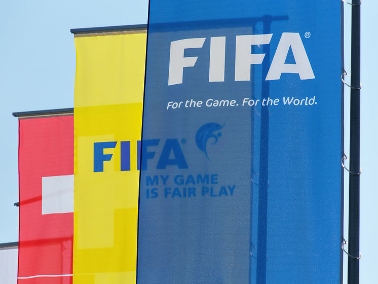 ФИФА бессрочно продлит текущий футбольный сезон – СМИ