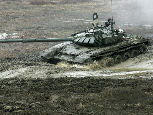 Россия в сжатые сроки поставит Судану 172 танка Т-72