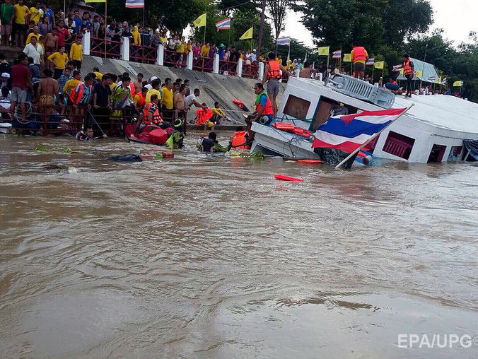 Число жертв кораблекрушения в Таиланде достигло 26
