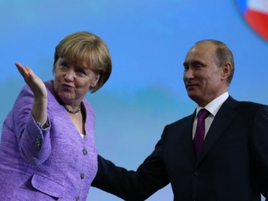 Кремль: Меркель заявила о готовности к продолжению диалога с Россией