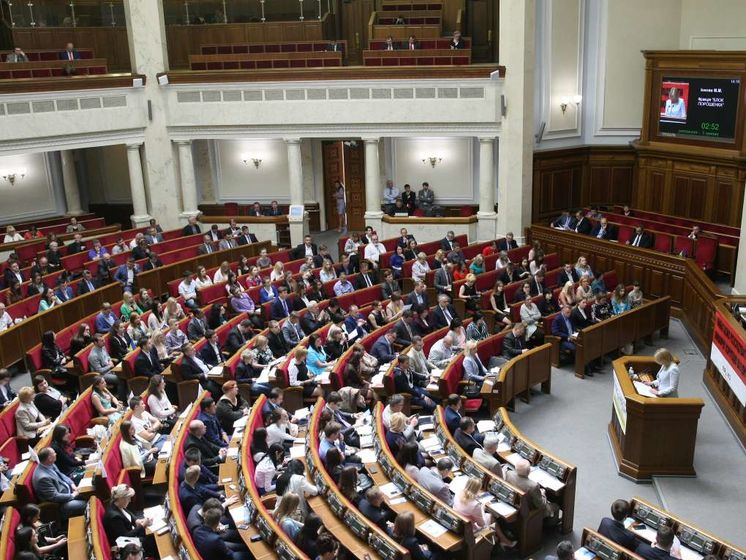Рада приняла в первом чтении законопроект о рынке электроэнергии