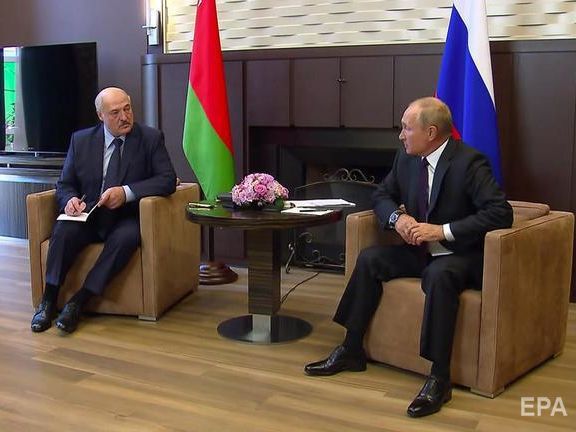 Лукашенко: Мы ни у кого не должны спрашивать, проводить или не проводить военные учения