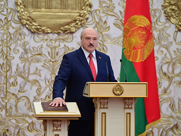 "Инаугурация" Лукашенко не означает его признание легитимным главой Беларуси – Кулеба