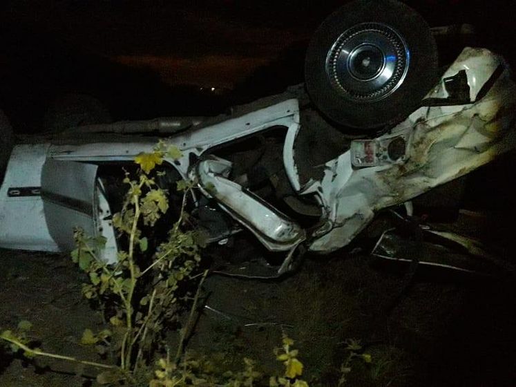 В Одесской области перевернулся автомобиль, в котором ехали шесть человек. Двое погибли