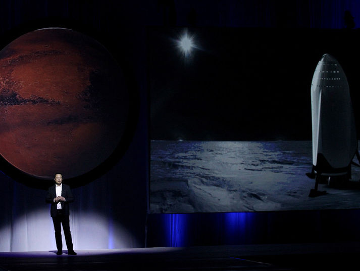 Маск собирается поселить на Марсе миллион человек