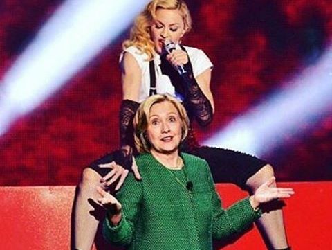 Мадонна и Перри обнажились в поддержку Клинтон