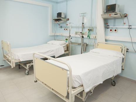 В Минздраве рассказали, сколько больничных коек по Украине заняли больные COVID-19