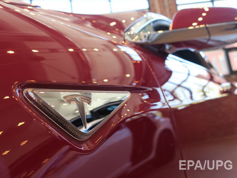 Tesla вдвое увеличила продажи электромобилей