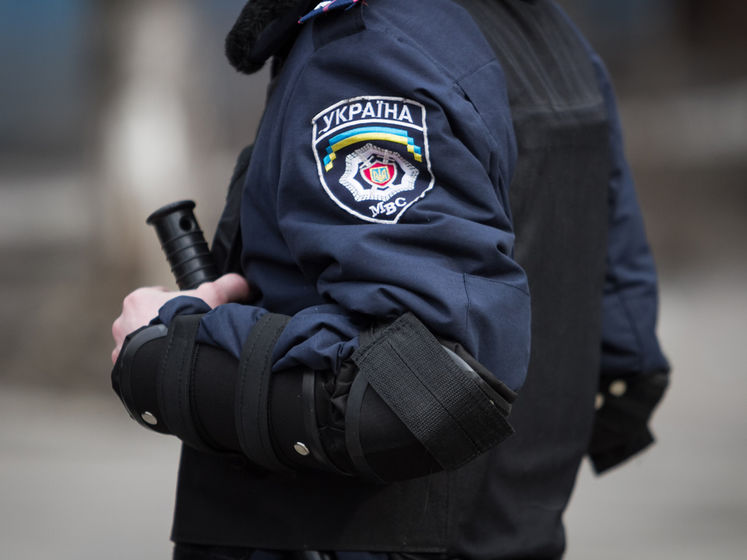Перестрелка в Киеве. Полицейский получил три огнестрельных ранения