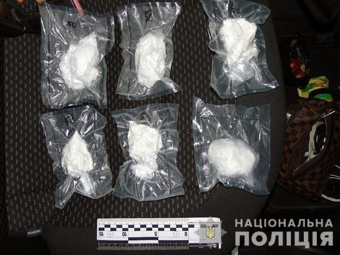 В Киеве полицейские нашли у иностранца кокаин. На черном рынке такая партия стоит около 2,5 млн гривен