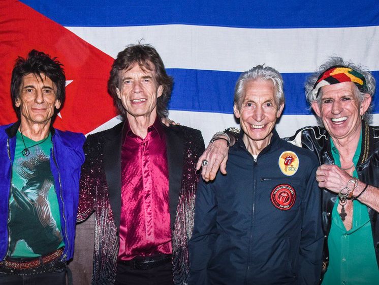 The Rolling Stones инициировали флэшмоб с синими языками
