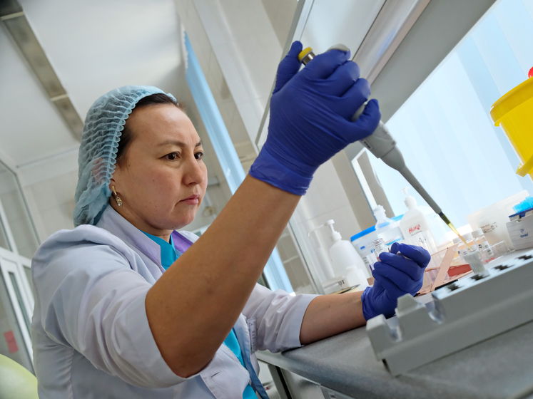 В Казахстане зарегистрировали собственную вакцину от COVID-19