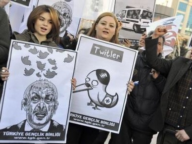 Турецкий суд решил разблокировать Twitter