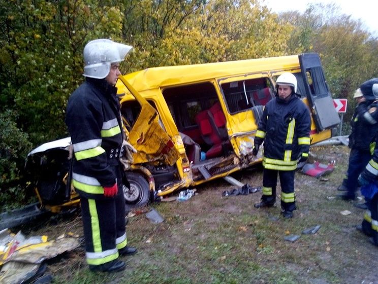 ДТП в Хмельницкой области: четверо погибших, 11 пострадавших