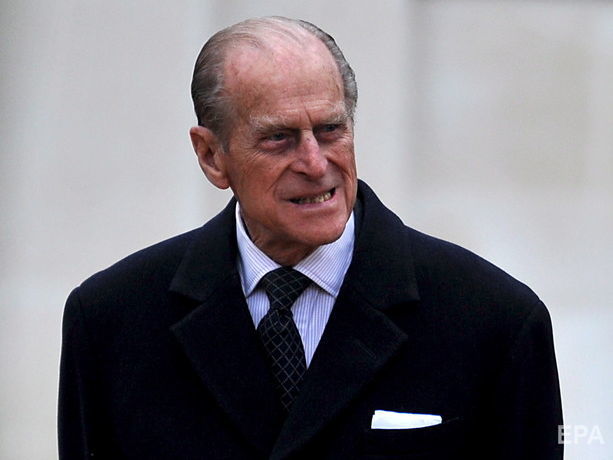 Принц Уильям проведал 99-летнего дедушку, принца Филиппа: Он в порядке