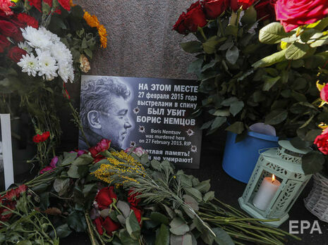 У Росії відбуваються заходи, присвячені пам'яті Нємцова. Фоторепортаж